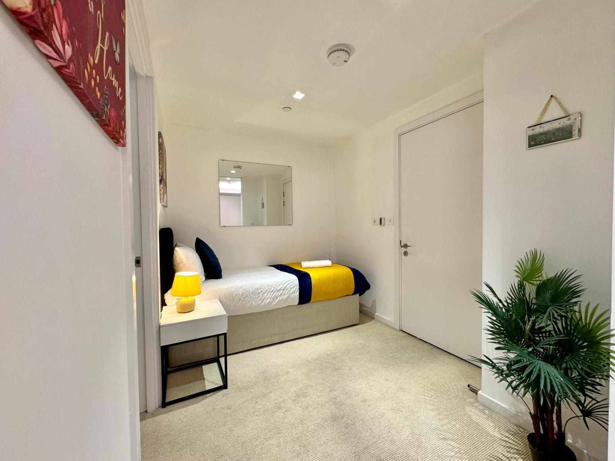 London Excel Cosy Apartment With Balcony & River View Close To O2 Arena, Cable Car, City Hall Esterno foto